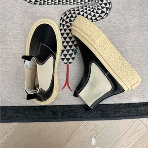 Brand new MM6 Maison Martin Margiela Black and Cream Platform Slip-On sneakers